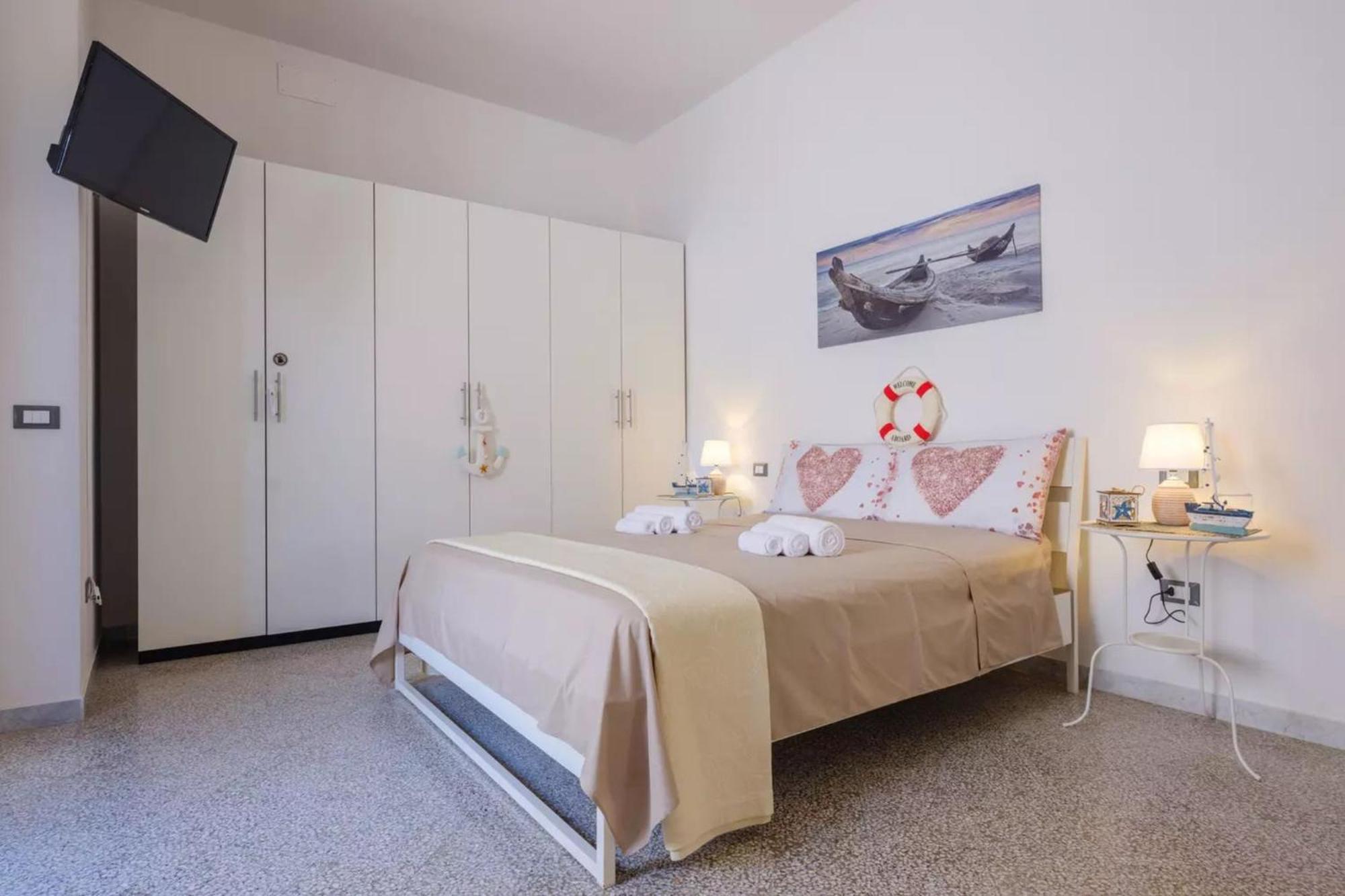 Emerald Residence Sleeps 12 With Sea View Porto Cesareo Exterior foto