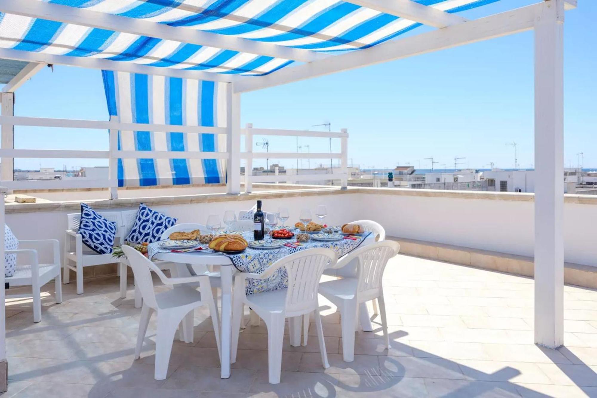Emerald Residence Sleeps 12 With Sea View Porto Cesareo Exterior foto